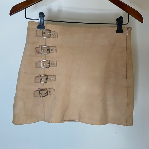 PINK LEATHER SKIRT - Picture 1 of 2